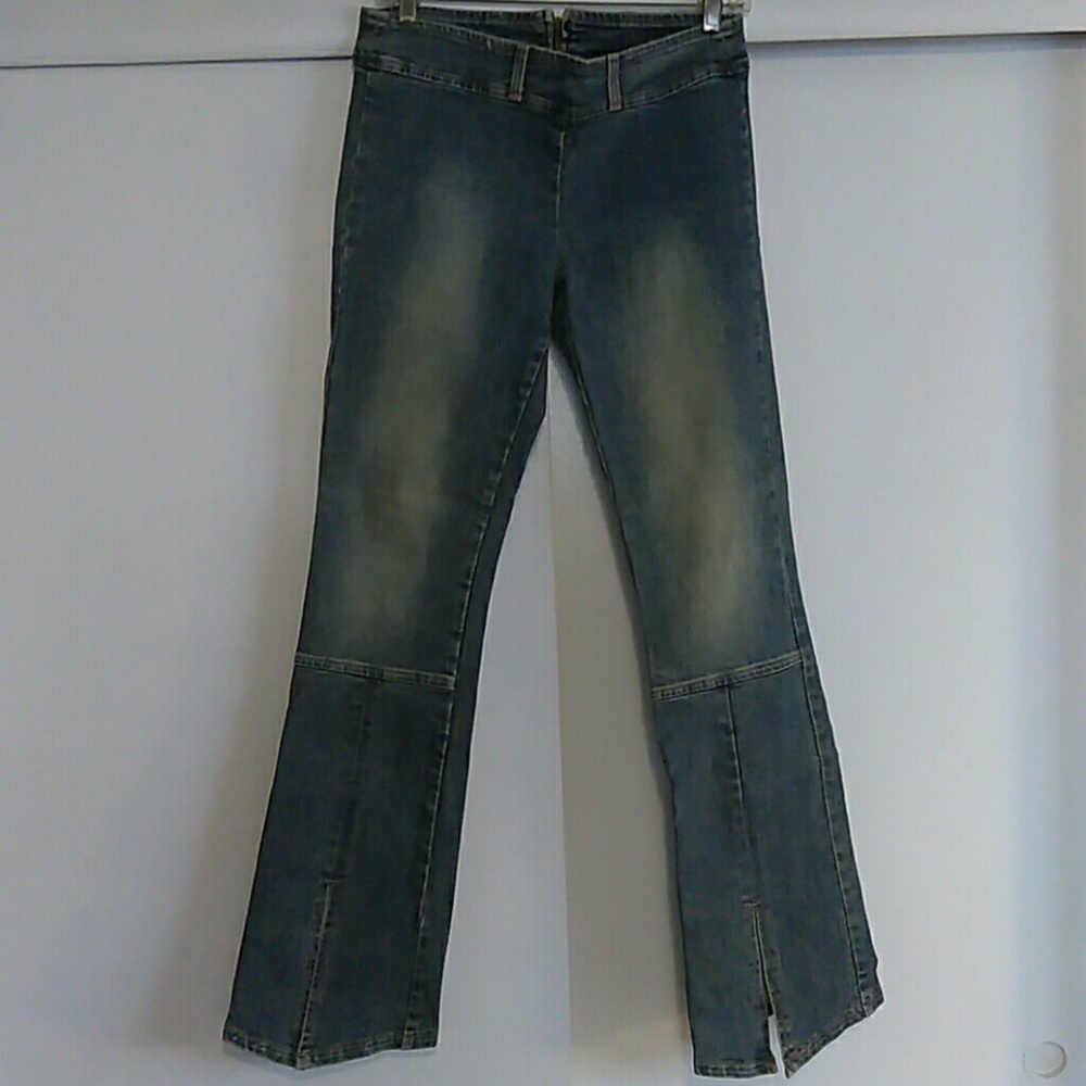 Be Be back zipper slant front jeans